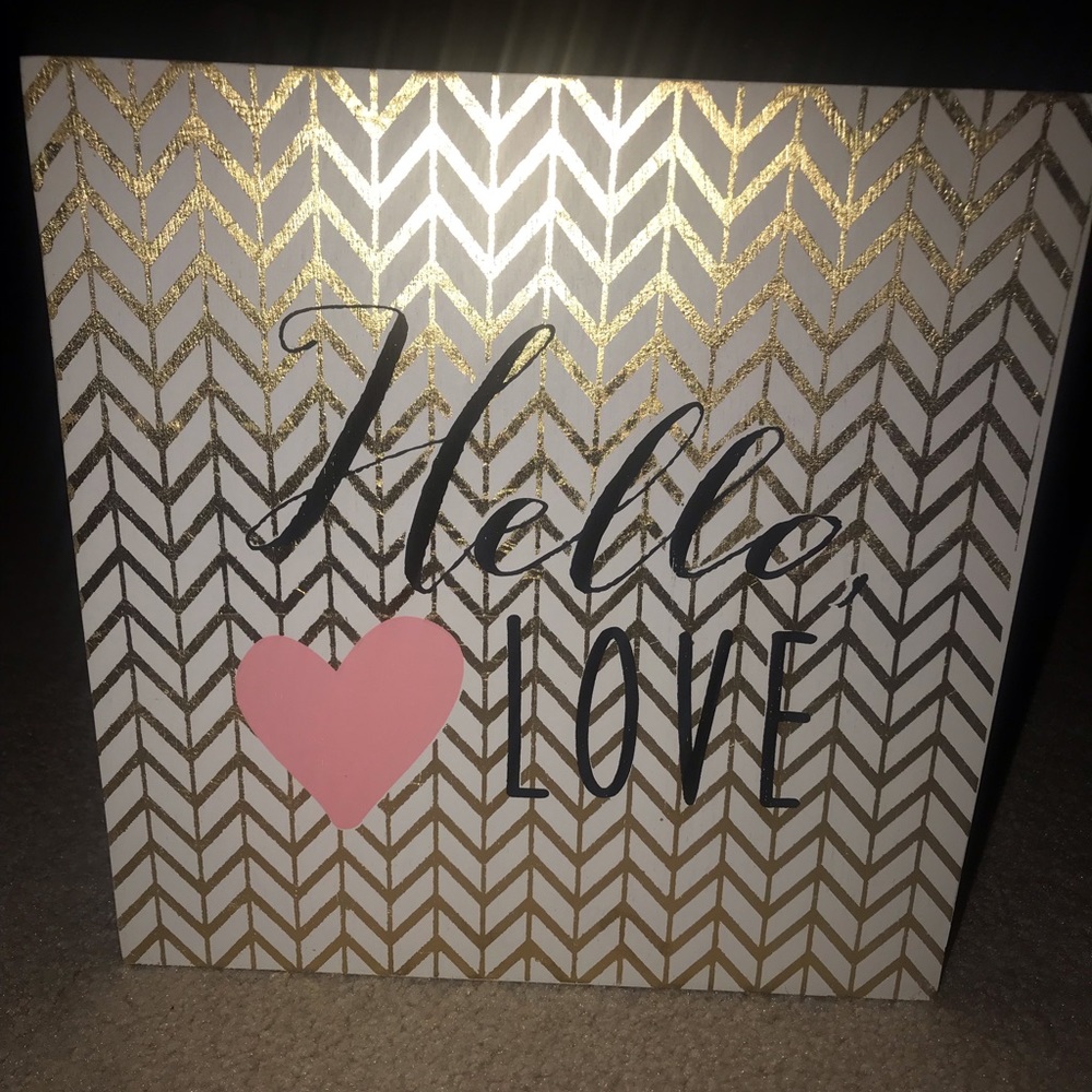 Hello, love room decor sign!